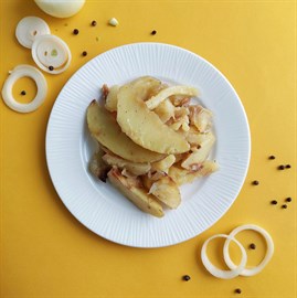 {{photo.Alt || photo.Description || 'Картофель по-деревенски с луком'}}