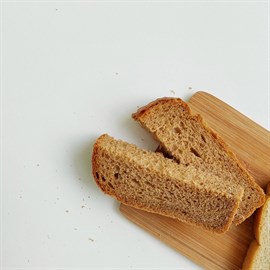 {{photo.Alt || photo.Description || 'Хлеб серый ржано-пшеничный'}}