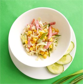 {{photo.Alt || photo.Description || 'Праздничный'}}